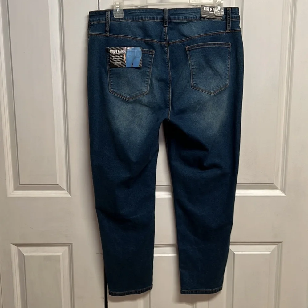 Fire & Rain Blue Denim Mid Rise 5 Pocket Stretch Skinny Jeans Size 24 NWT